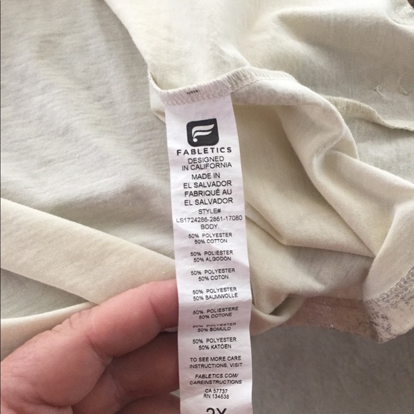 Fabletics long Sleeve Laurel creme and silver top - Picture 4 of 8